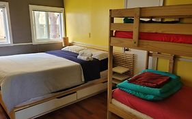 Yosemite International Hostel